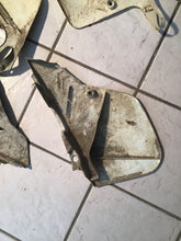 Load image into Gallery viewer, Honda CR125R CR250R Front Number Plate 1990 1991 Side Covers Gas tank shroud
