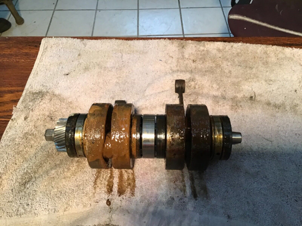 1975 Suzuki GT250 crank crankshaft