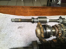 Load image into Gallery viewer, 1975 Suzuki GT250 Transmission kickstart gear tranny kicker mechanism gears
