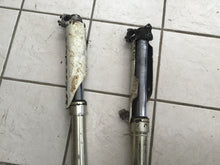 Load image into Gallery viewer, 1990 HONDA CR125R CR125 front forks front suspension
