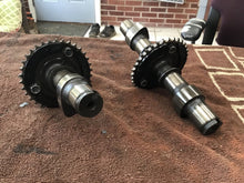 Load image into Gallery viewer, 1982 Kawasaki KZ750 CSR Cams cam shaft timing gears lobes
