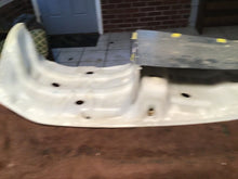 Load image into Gallery viewer, 1986 Suzuki GSXR750 GSXR 750 seat pan
