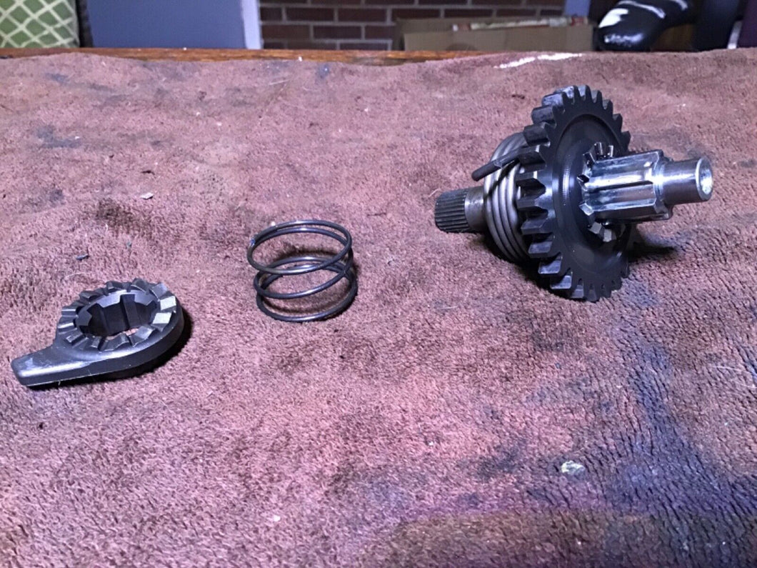 1991 Suzuki RM125 kicker gear kickstart gear kick start shaft splines