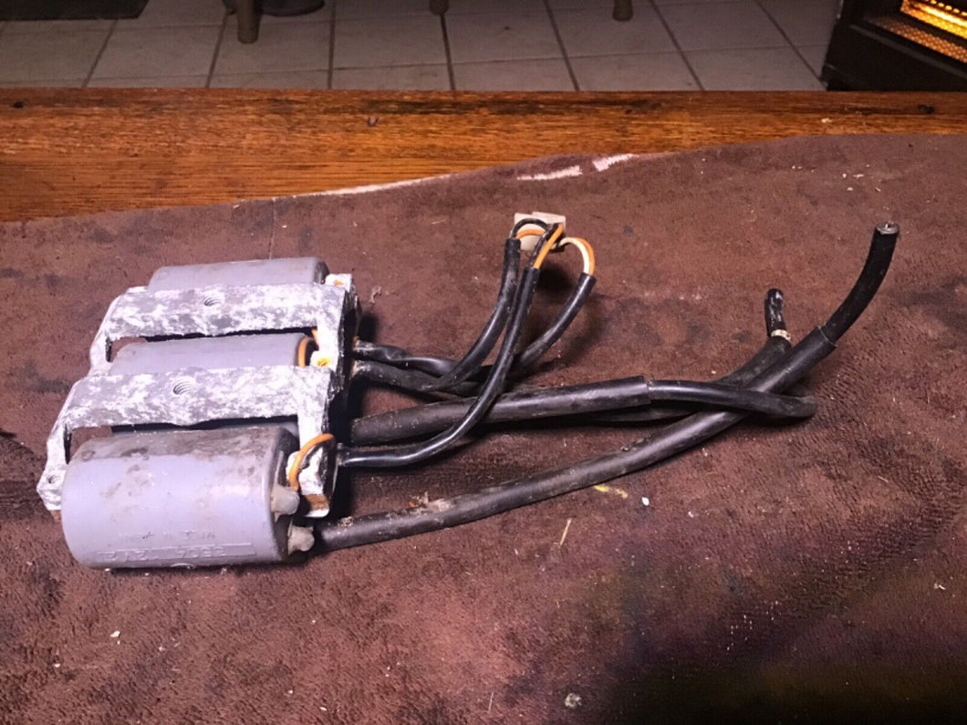 1974 - 1977  Suzuki GT 380 GT380 ignition coils coil