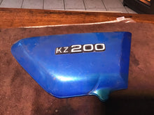 Load image into Gallery viewer, 1978 Kawasaki KZ200 RH side cover panel plastic
