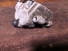 Load image into Gallery viewer, 1994 1995 1996 KAWASAKI KX 125 KX 250 OEM FRONT BRAKE CALIPER CORE CORE KX125 KX
