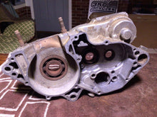 Load image into Gallery viewer, YZ250 YAMAHA 1994  CRANKCASE RIGHT CRANK CASE
