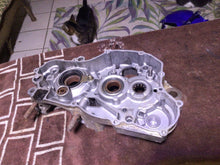 Load image into Gallery viewer, YZ250 YAMAHA 1994  CRANKCASE RIGHT CRANK CASE
