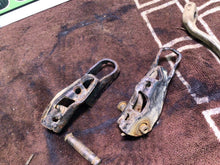 Load image into Gallery viewer, 1989 - 1994 Honda CR125 Foot Peg Set Pair Footpegs CR 125 250 500 shifter
