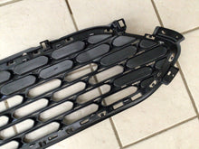Load image into Gallery viewer, For Ford Escape 2022 Ford LJ6Z8200AA Front Grille
