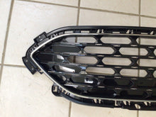Load image into Gallery viewer, For Ford Escape 2022 Ford LJ6Z8200AA Front Grille
