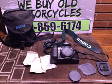 Load image into Gallery viewer, Canon EOS Elan 35mm SLR Film Camera Body w/ Quartz Date Back
