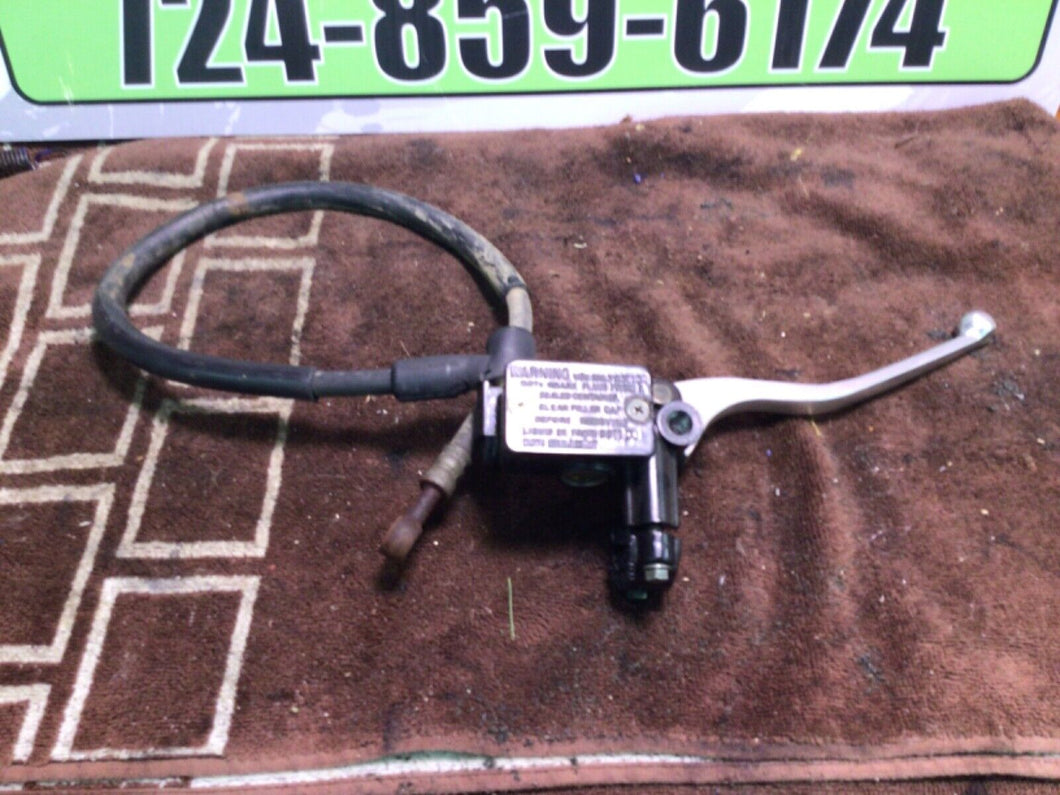 1986 SUZUKI QUADRUNNER LTF230 LTF 230 G FRONT BRAKE MASTER CYLINDER LEVER PERCH