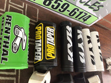 Load image into Gallery viewer, 2003 03-22 KX125 KX 125 handle bar pad lot fork covers bar pad cover KYB Acerbis
