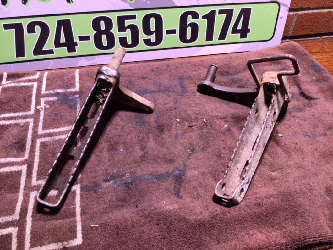 1987-2001 YAMAHA YFM350 WARRIOR FOOT PEGS 3GD-27411-01-00 FREE SHIPPING