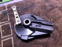 Load image into Gallery viewer, 1990 YAMAHA YZ125 OEM REAR BRAKE shoe drum actuator
