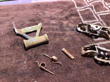 Load image into Gallery viewer, 1999 SUZUKI 86-01 RM80 RM85 FOOTPEGS FOOT PEGS STANDS RESTS 43550-02B01-019
