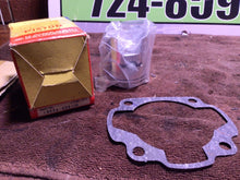 Load image into Gallery viewer, Piston &amp; Rings + 1.00mm + .040&quot; G3 G3SS G3TR 13027-038 13024-024    Kawasaki NOS
