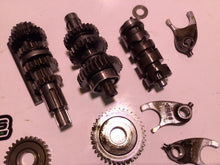 Load image into Gallery viewer, 1983 Honda XR100 OEM ENGINE TRANSMISSION TRANNY ASSEMBLY GEARS shift fork drum
