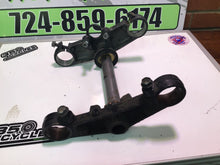 Load image into Gallery viewer, 1998 Honda CBR600F3 FRONT UPPER LOWER FORKS CLAMP TRIPLE TREE STEM
