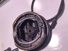 Load image into Gallery viewer, 1978 SUZUKI SP370 FRONT BRAKE PANEL SHOE 54210-32422
