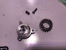 Load image into Gallery viewer, 1978 SUZUKI SP370 OIL PUMP 16400-32400
