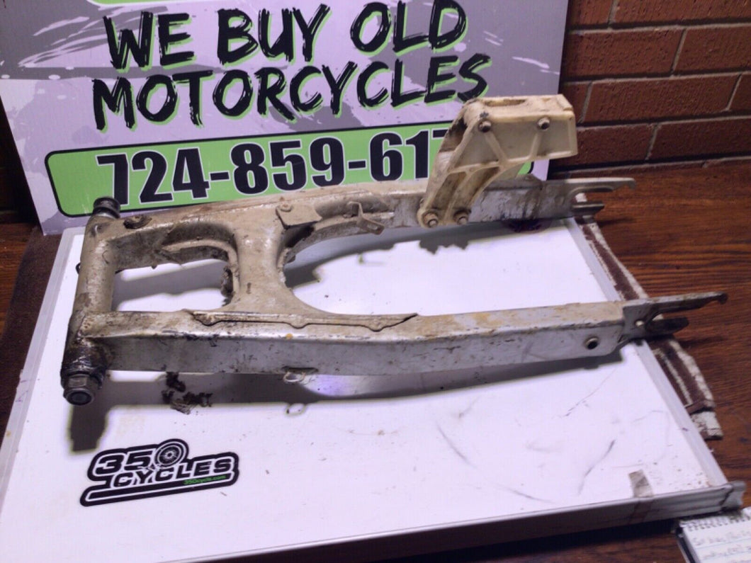 1991 - 1999 HONDA XR200R XR 200R OEM SWING ARM chain guide chain guard bolt