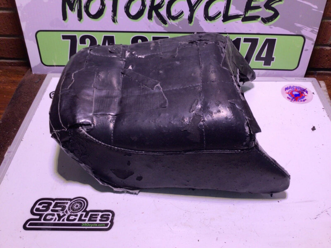 1985-86 Honda Magna VF700C Rear Passenger Seat 77300-MK3-0100