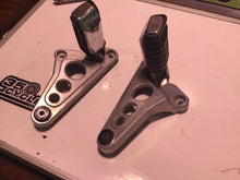 Load image into Gallery viewer, ORIGINAL OEM 198 HONDA MAGNA V45 Set  REAR PASSENGER FOOT PEGS &amp; MOUNTS
