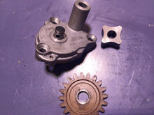 Load image into Gallery viewer, 03-08 SUZUKI LTZ 400 Oil Pump and Gear KFX DVX DRZ LTZ 400 DRZ400
