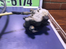 Load image into Gallery viewer, 1990 89-95 RM250 RM125 OEM FRONT BRAKE SYSTEM CALIPER MASTER CYLINDER LINE
