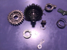 Load image into Gallery viewer, 89 90 91 SUZUKI RM125 KICK START RATCHET SHAFT SPINDLE &amp; IDLE GEAR ASSY
