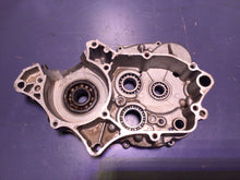 Load image into Gallery viewer, 2003 KAWASAKI KX 100 RIGHT  ENGINE CASE SET (A) 03 KX100 BIG WHEEL
