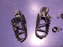 Load image into Gallery viewer, Suzuki RM100 Kawasaki KX85 KX100 Left Right Footpegs Set 2001 thru 2021
