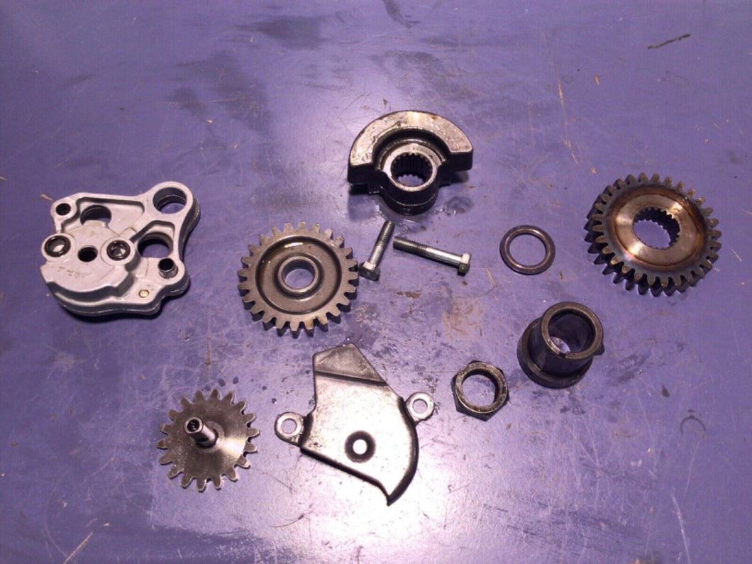 1978-1983 Honda XL250R XL250S XR250 XR250R Oil Pump w/ Hardware 15100-428-000