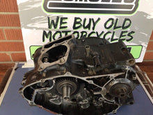 Load image into Gallery viewer, HONDA XL250R XL 250R 1982 82 MOTOR CRANKCASES LEFT RIGHT CRANK CASES bottom end
