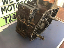 Load image into Gallery viewer, HONDA XL250R XL 250R 1982 82 MOTOR CRANKCASES LEFT RIGHT CRANK CASES bottom end

