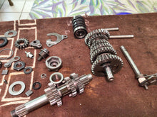 Load image into Gallery viewer, 1994 94-96 YZ125 YZ 125 Transmission Main Counter Shaft Gears Shift Forks Drum
