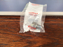 Load image into Gallery viewer, Honda 750 Oil Drain Bolt Plug 100 200 250 500 750 900 92800-12000 94109-12000
