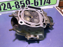 Load image into Gallery viewer, 2005 HONDA CRF450R ENGINE MOTOR CYLINDER HEAD valves intake exhaust
