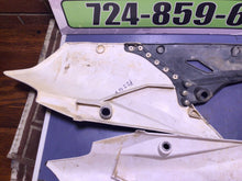 Load image into Gallery viewer, 2014 - 2018 Yamaha YZ450F YZ250F  Blue Plastics Fender Rear Side Number Plates
