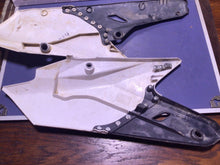 Load image into Gallery viewer, 2014 - 2018 Yamaha YZ450F YZ250F  Blue Plastics Fender Rear Side Number Plates
