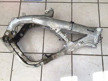 Load image into Gallery viewer, 2005 Honda Crf450r Frame Chassis crf450 crf 450 r
