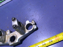 Load image into Gallery viewer, 2001 Yamaha TTR125 TT-R 125L Top Upper Triple Tree Clamp
