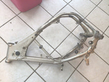 Load image into Gallery viewer, 2003 KTM 400 450 525 EXC MXC Frame (Chassis Main Stock OEM &#39;03 Used Straight)
