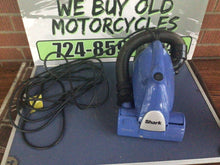 Load image into Gallery viewer, Shark Handheld Bagless Cyclonic Vacuum Cleaner Lightweight. Model V15Z
