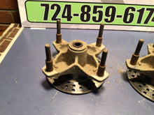 Load image into Gallery viewer, YAMAHA Banshee Warrior 350 front hubs &amp; brake rotors 1987-1989
