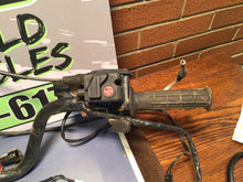 Load image into Gallery viewer, 2003 Yamaha Kodiak 450 HandlebarsControls 4WD Switch Starter button front master
