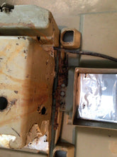 Load image into Gallery viewer, 2003 Yamaha Kodiak 450 03 Fender Rear 5ND-F1600-10-00 37327 Tan plastic
