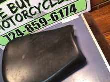 Load image into Gallery viewer, 1999 TRIUMPH Daytona 955i OEM MOTORCYCLE SEAT front driver seat
